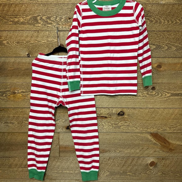 Hanna Andersson Other - Hanna Andersson Holiday Stripe 2 piece Pajamas Set Size 110/ US 5